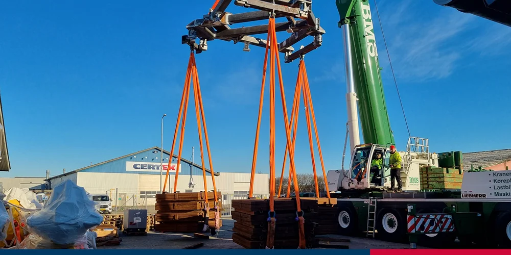 Load test of lifting beam CERTEX Denmark